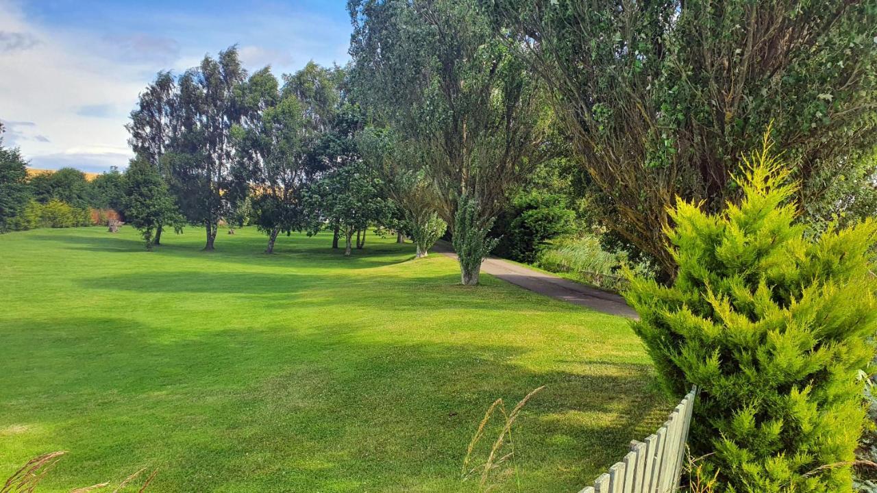 Spacious Well Equipped Chalet Bungalow Close To Nairn, Auldearn Extérieur photo