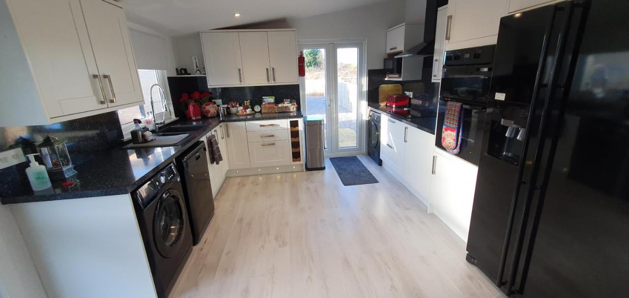 Spacious Well Equipped Chalet Bungalow Close To Nairn, Auldearn Extérieur photo